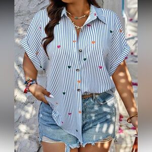 Women's blue Hearts Print Button DownTop